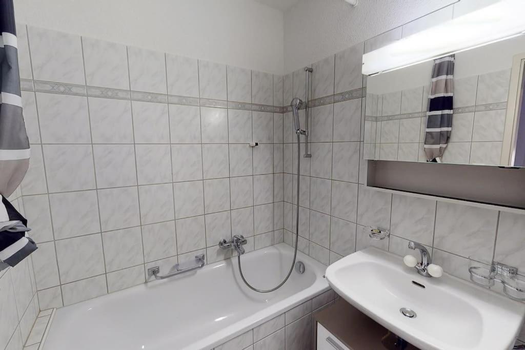 ציריך Bright 1 Bedroom Flat In The City Centre מראה חיצוני תמונה